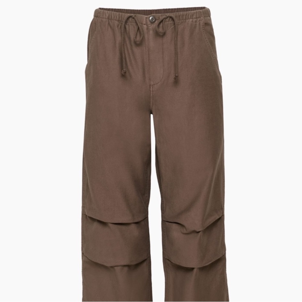 NWT Aritzia Cache Cargo Pant in Mocha Brown Size Medium